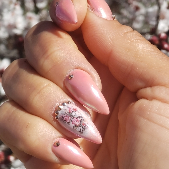 Poshmark - Picture 8 of 8